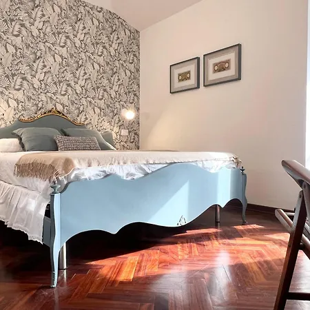 Attico Vista Mare Con Parcheggio Privato Apartament