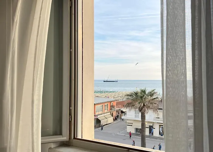 아파트 Attico Vista Mare Con Parcheggio Privato *