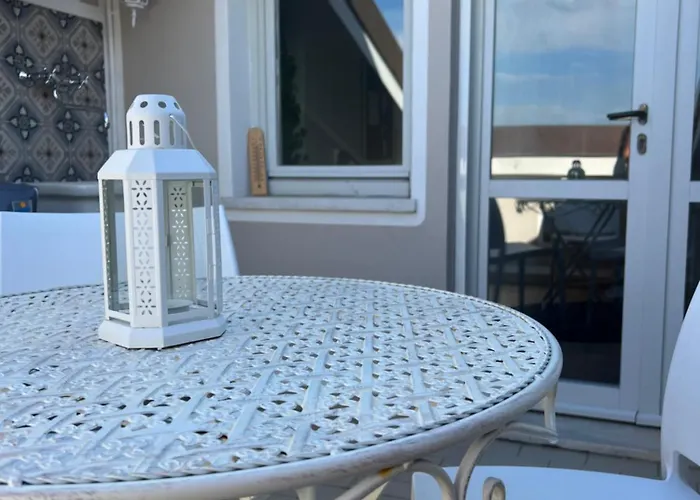 Attico Vista Mare Con Parcheggio Privato *